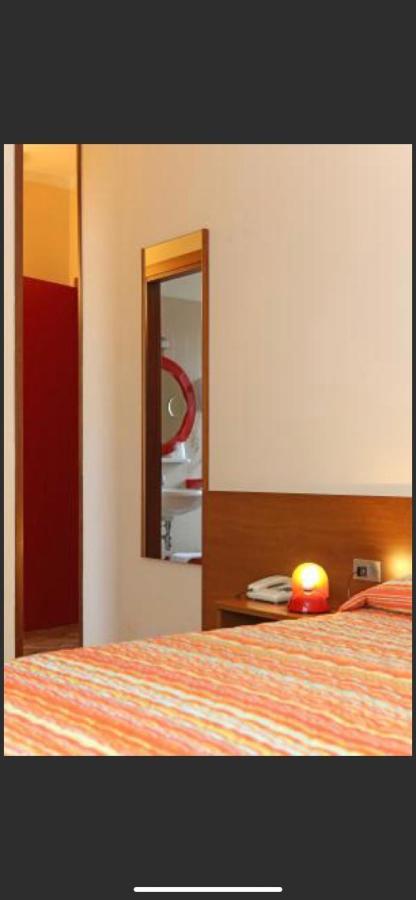 Hotel Santa Maria - Bardolino Town Center Dış mekan fotoğraf