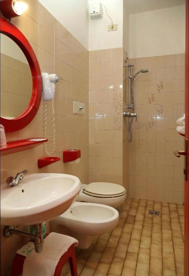 Hotel Santa Maria - Bardolino Town Center Dış mekan fotoğraf