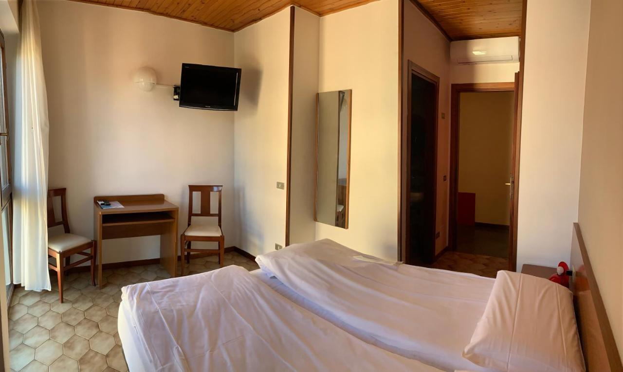 Hotel Santa Maria - Bardolino Town Center Dış mekan fotoğraf