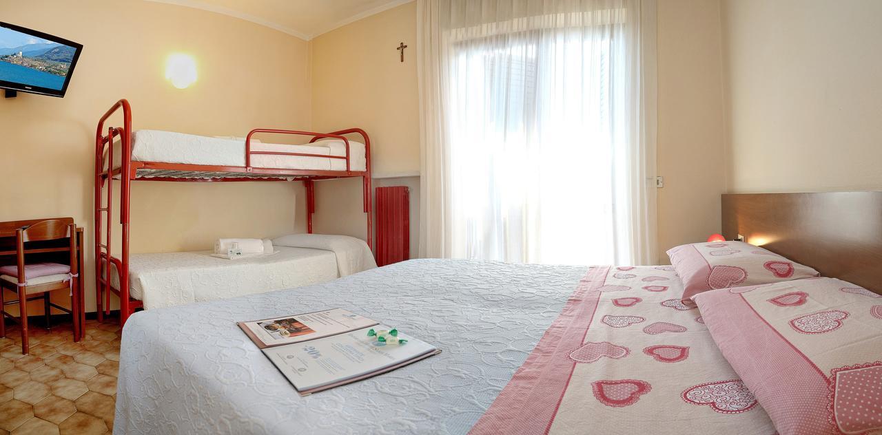 Hotel Santa Maria - Bardolino Town Center Dış mekan fotoğraf