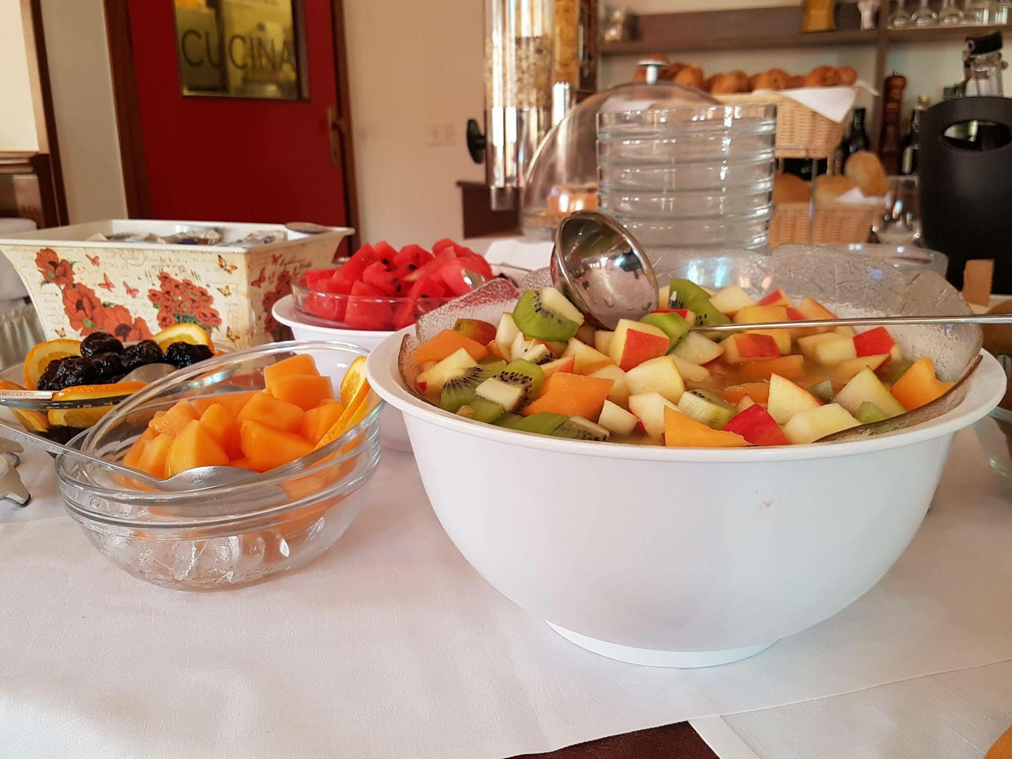 Hotel Santa Maria - Bardolino Town Center Dış mekan fotoğraf