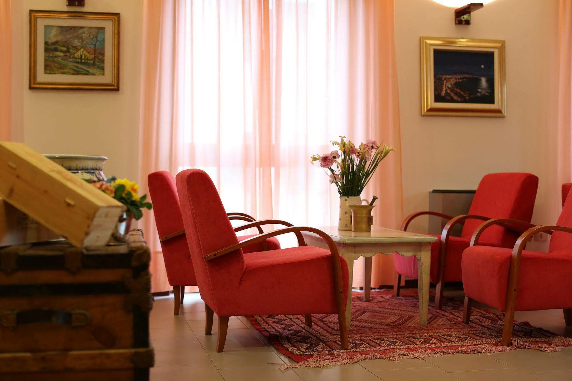 Hotel Santa Maria - Bardolino Town Center Dış mekan fotoğraf